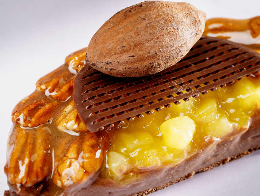 Cesarin - application - candied pear - cake